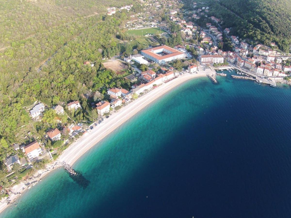 Apartment Detan Mošćenička Draga Eksteriør bilde
