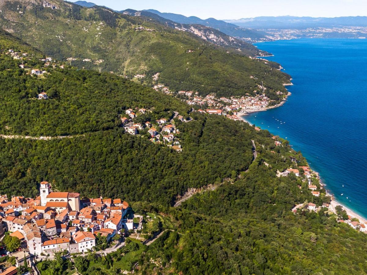 Apartment Detan Mošćenička Draga Eksteriør bilde